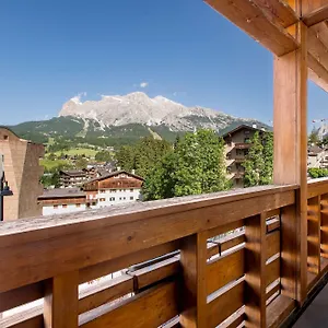 Radisson Residences Savoia Palace Cortina D’ampezzo Appart hôtel